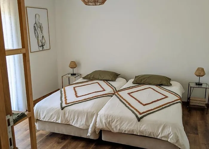 Oliveira House Casa de Férias *